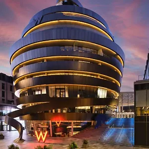 Otel W *****