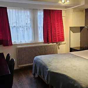 Otel Quentin Golden Bear **